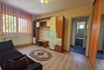 Apartament cu 2 camere semidecomandat, mobilat în Florilor