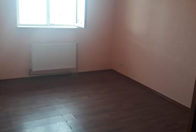 Garsonieră în Micro 19
