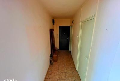 Apartament cu 2 camere decomandat în Vasile Aaron