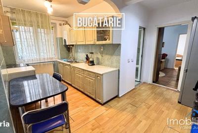 Apartament cu 2 camere în Petros
