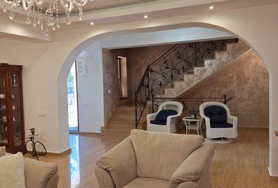 Casă cu 4 camere cu Garaj în Agigea - 3