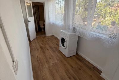 Casă cu 2 camere cu Teren 1950 Mp în Central