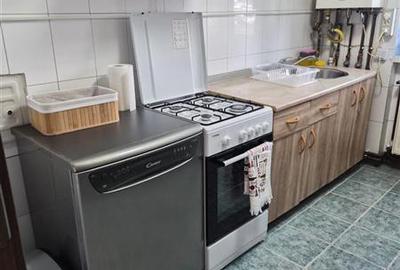 Apartament cu 2 camere semidecomandat, mobilat în UTA - 2