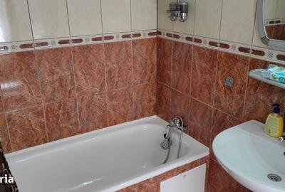 Casă cu 4 camere cu Teren 315 Mp în Central - 2