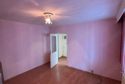 Apartament cu 3 camere decomandat în Dărmănești - 1