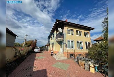 Casă cu 4 camere cu Teren 3000 Mp în Dănești