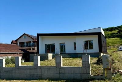 Casă cu 3 camere cu Teren 400 Mp în Corunca - 4