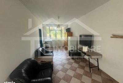 Casă cu 4 camere în Corunca