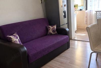 Apartament cu 2 camere decomandat în Sud