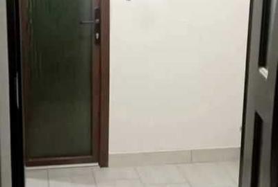 Apartament cu 2 camere în Micro 16