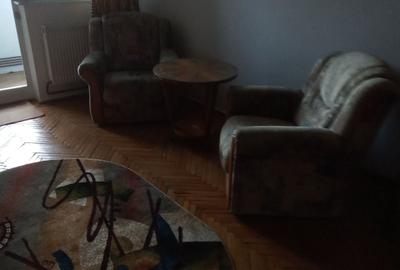 Garsonieră decomandată în Drumul Carului