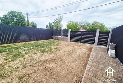 Apartament cu 3 camere decomandat în Coșteiu - 2