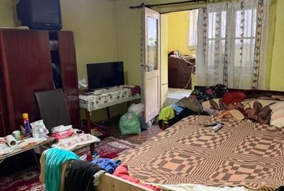 Apartament cu 2 camere semidecomandat, mobilat în Central
