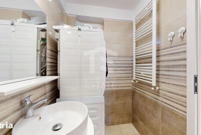 Casă cu 4 camere cu Teren 155 Mp în Viilor