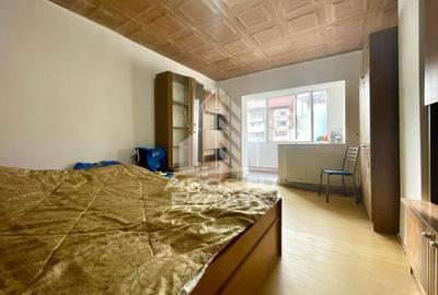 Apartament cu 3 camere decomandat, mobilat în Central - 4