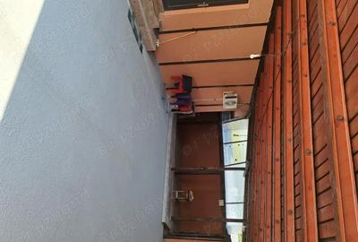 Casă cu 6 camere cu Teren 303 Mp în Bascov - 2