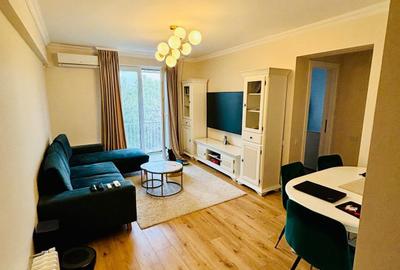 Apartament cu 3 camere în P-ța Muncii