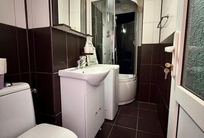 Garsonieră decomandată în Far - 9