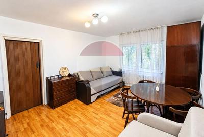 Apartament cu 2 camere semidecomandat, mobilat în Gară