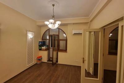 Apartament cu 3 camere decomandat în Unirii