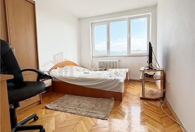 Apartament cu 2 camere decomandat în Traian