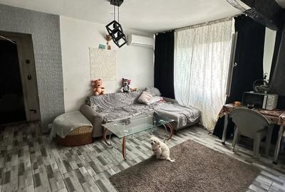Apartament cu 2 camere decomandat în Vitan
