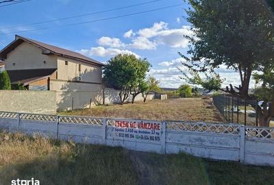 Teren de 1450 mp, în Central