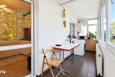 Apartament cu 3 camere decomandat în Nicolina