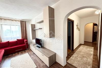 Apartament cu 4 camere decomandat în Central
