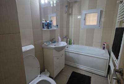 Apartament cu 2 camere decomandat în Casa de Cultură - 5