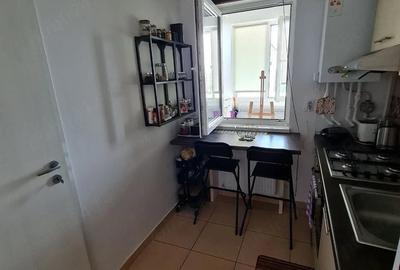 Garsonieră decomandată, mobilată în Apărătorii Patriei