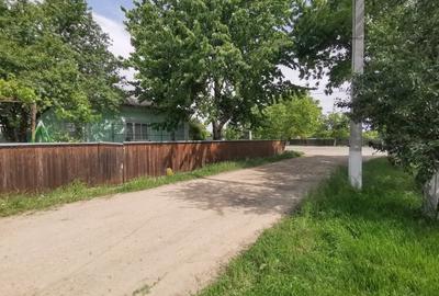 Casă individuală cu 3 camere cu Canalizare în Central - 23