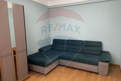 Apartament cu 2 camere decomandat în Calea Călărașilor