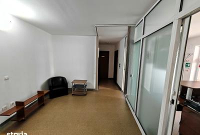 Spațiu comercial, de 70 mp, în Ștefan cel Mare