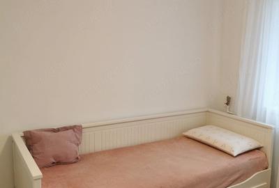 Apartament cu 2 camere decomandat în Plăvăț II - 4