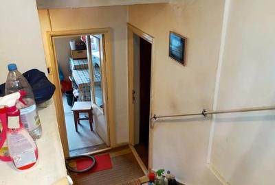 Apartament cu 5 camere decomandat în Central - 1