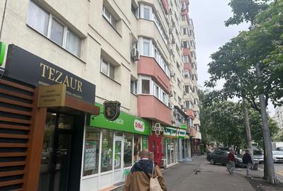 Spațiu comercial, de 250 mp, în 1 Decembrie 1918