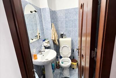 Apartament cu 3 camere decomandat în Găvana