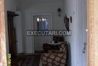 Casă cu 3 camere cu Teren 509 Mp în Poiana Sibiului