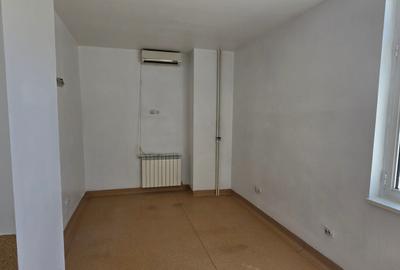Spațiu comercial, de 90 mp, în Central - 5