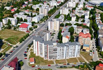 Garsonieră decomandată în Cug