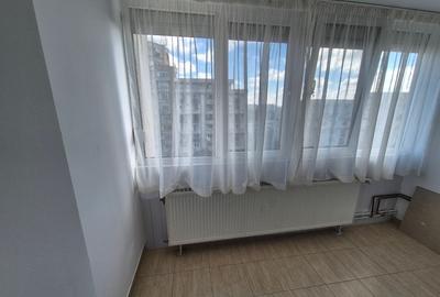 Apartament cu 3 camere decomandat în Decebal - 10