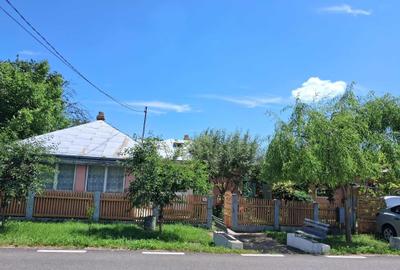 Casă cu 4 camere în Săbăoani - 2