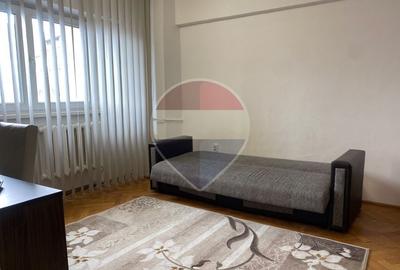 Garsonieră decomandată în Cetate