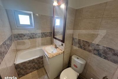 Apartament cu 3 camere în Craiovița Nouă - 4