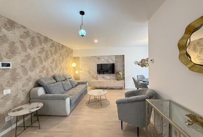 Apartament cu 2 camere decomandat, mobilat în Central