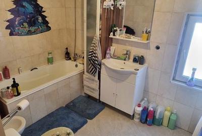 Casă cu 4 camere cu Teren 565 Mp în Central - 2