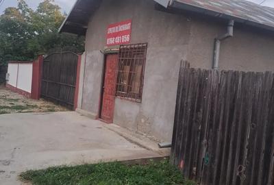 Spațiu comercial, de 53 mp, în Ghergani
