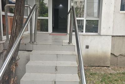 Spațiu comercial, de 70 mp, în Alexandru cel Bun