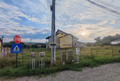 Teren de 820 mp, în Măgura